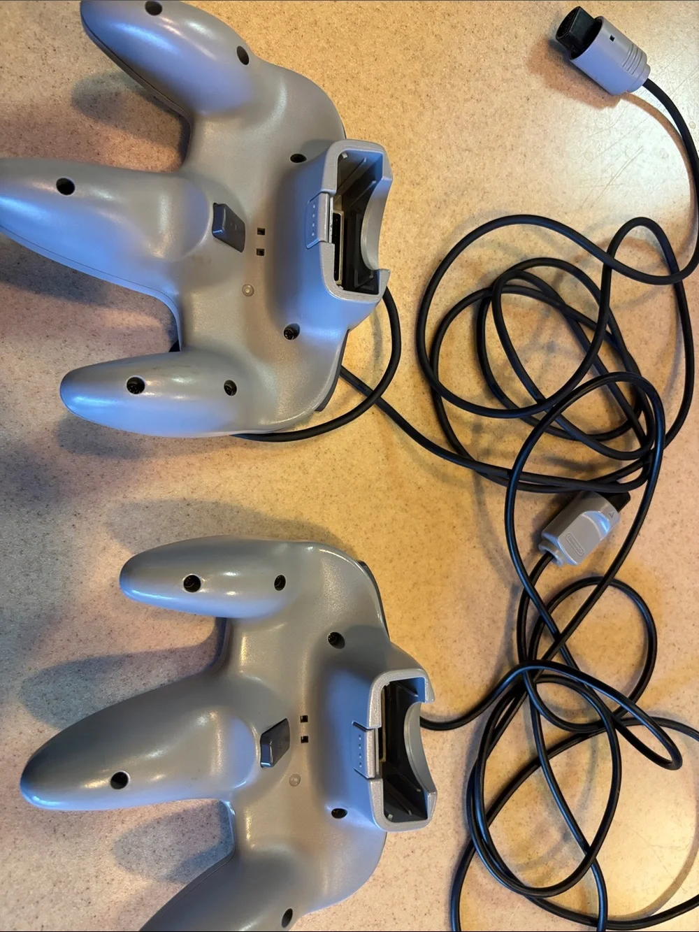 Nintendo N64 Wired Controller – Grey (Twin Pack)
